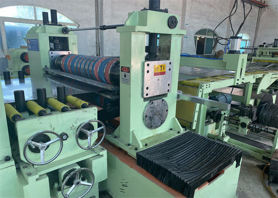Mesure à grande vitesse de lumière de précision fendant la ligne machine 0.3-3 x 1250mm