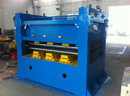 La bobine en acier Decoiler de mesure moyenne a coupé au servo de la machine 1-6mm de longueur
