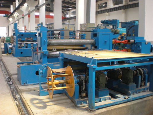 Coupe mince de tôle à la ligne machine de longueur avec le coupe-rives