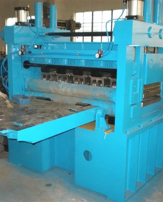 La précision a coupé à la ligne acier de bobine de longueur de tôle a coupé à la ligne 0.3-3 x 1300 de longueur
