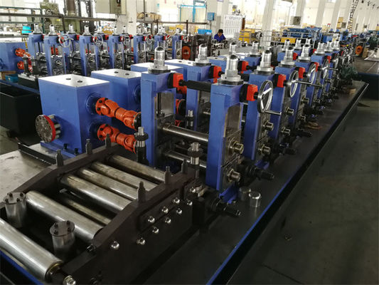 Tuyau droit de la couture ERW faisant la chaîne de production soudée par machine de moulin de tuyau d'acier hectogramme 32