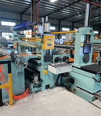 Grande ligne de fente en aluminium en aluminium machine 3,5 x 2200 de haute précision de plat de bobine