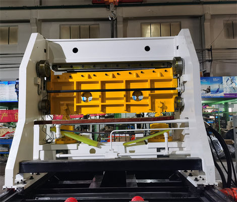 Le vol à grande vitesse continu en acier roulé a coupé à la ligne de longueur avec le règlage de bord