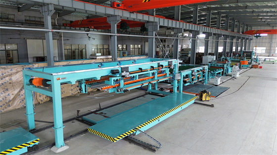 Ligne de servo-coupe à longueur de haute précision pour bobines en acier inoxydable avec découpage des bords