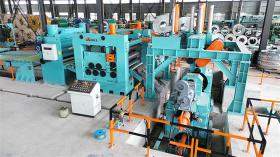 Coupe de levage de bobine en acier inoxydable à la ligne de longueur avec découpage des bords 4-16 X 2000