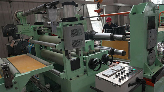 Machine de découpe de ligne à bobine d'acier de précision pour découper l'acier inoxydable 2 x 850