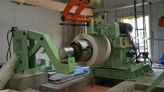 Machine de découpe longitudinale de ligne en bobine d'aluminium à base de feuille d'aluminium 0,15 -1,5 x 1600