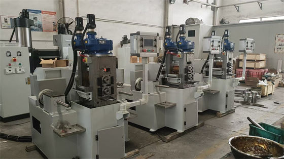 Mini-laboratoire de laminage à froid pour la R & D 100-300 mm de largeur 2Hi 4Hi