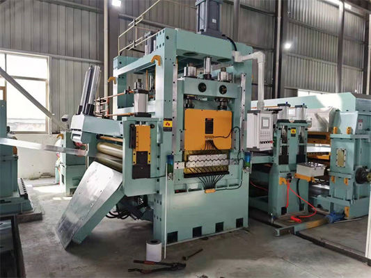 Coupe enduite par couleur pré peinte en métal à la machine de longueur pour la feuille d'appareil ménager