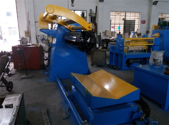 Machine de fente en acier de précision compacte pour la mesure légère 0.3-1.2 x 1300