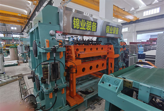 La mouche rotatoire automatique de cisaillement a coupé à la ligne l'acier inoxydable 0,3 de longueur - 3 X 1000 200mm