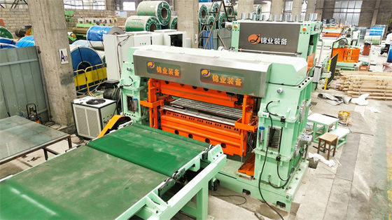 6Hi Nivélisateur de ciseaux rotatifs Ciseaux à mouche coupés sur une ligne de longueur SUS acier inoxydable 0,2 - 2 X 850