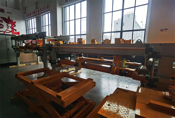 Opérateur de refendeuse métallique 2-3, largeur 600-1500mm, conçue pour assurer un refendage constant dans les lignes de fabrication de métaux